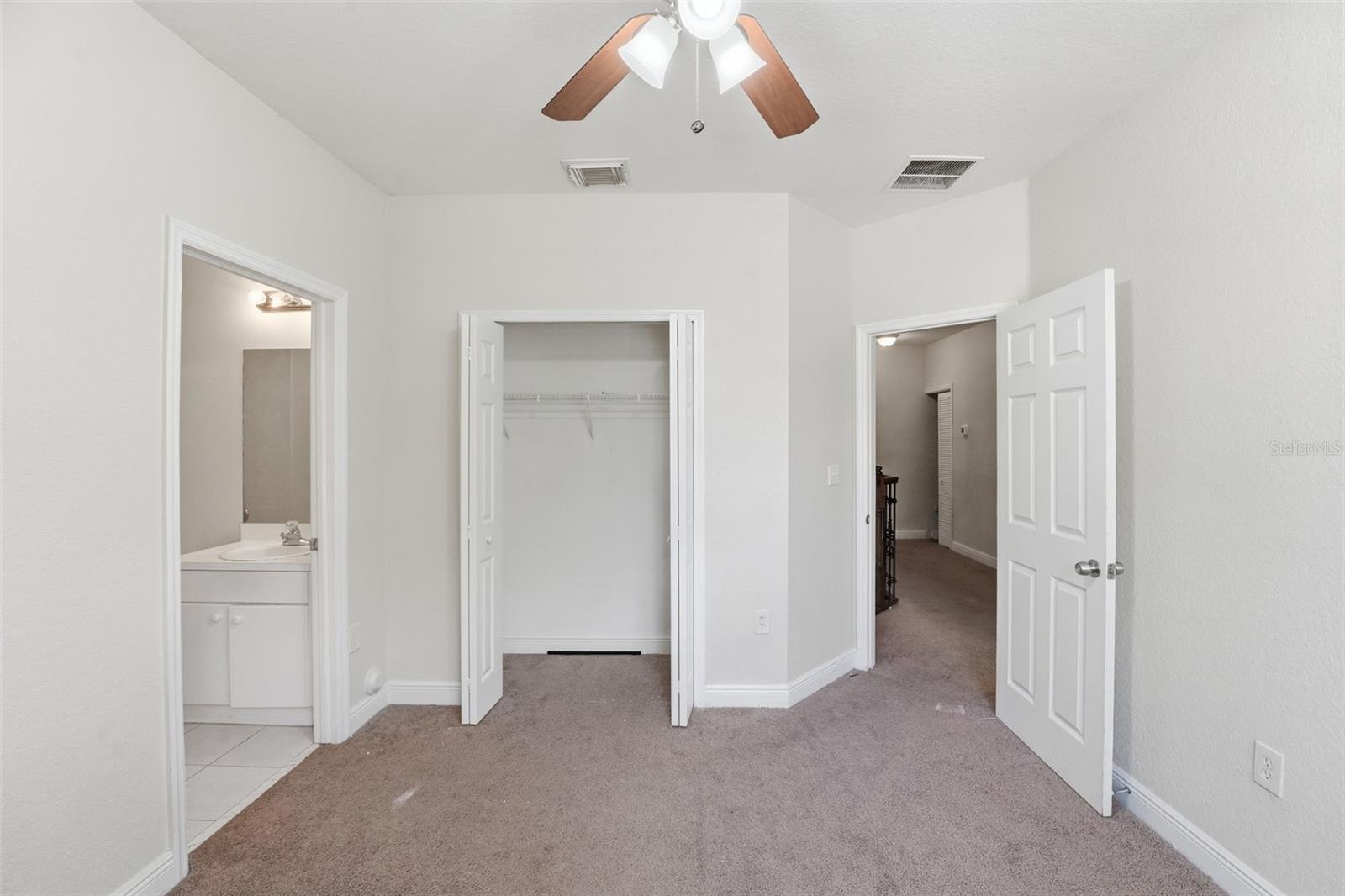 Image 16 of 37 For 12433 122nd Court