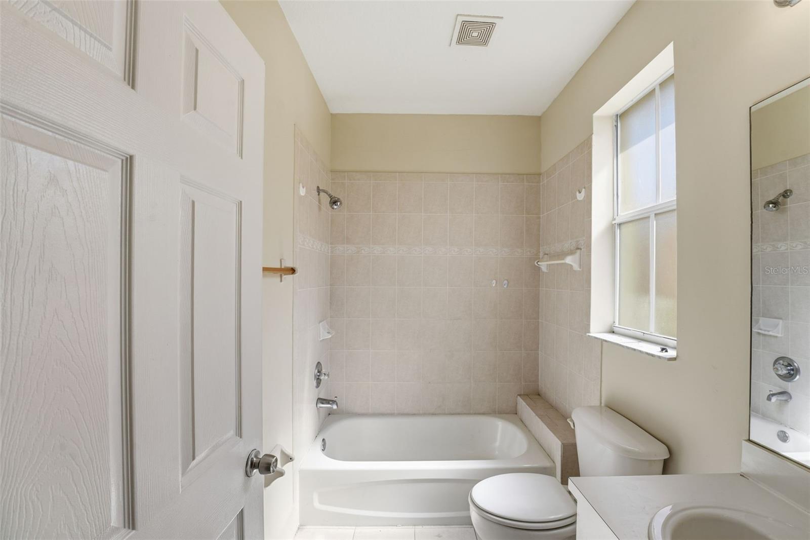 Image 28 of 37 For 12433 122nd Court