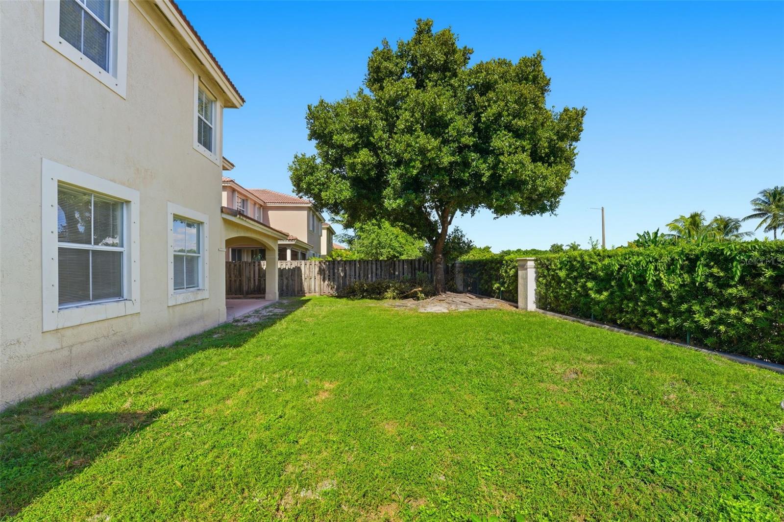 Image 36 of 37 For 12433 122nd Court