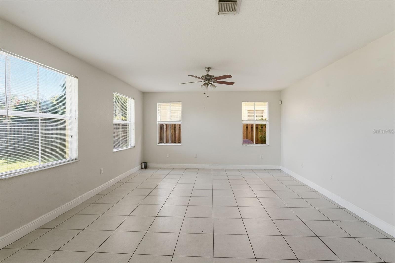 Image 8 of 37 For 12433 122nd Court