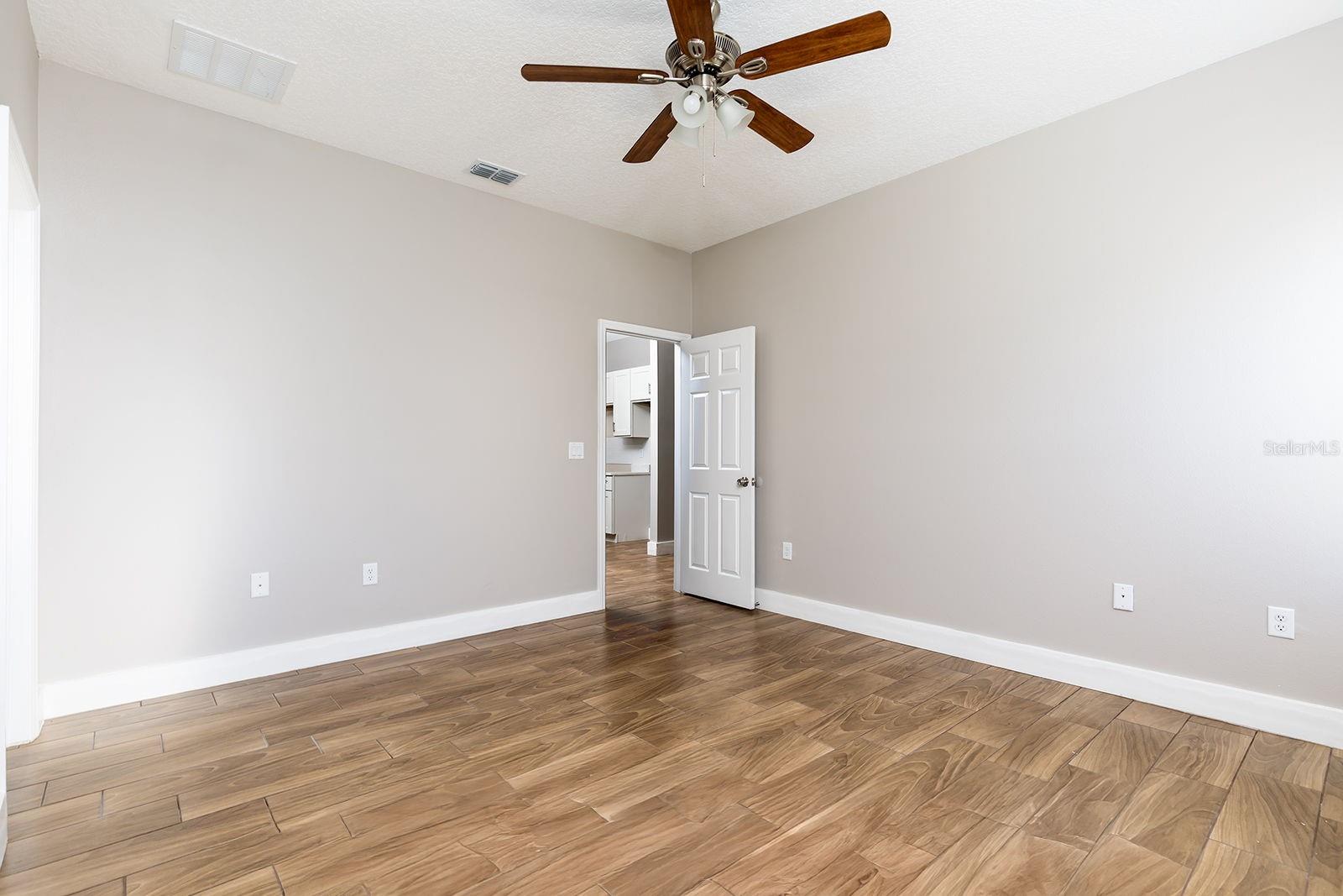 Image 12 of 22 For 1240 Highland Avenue