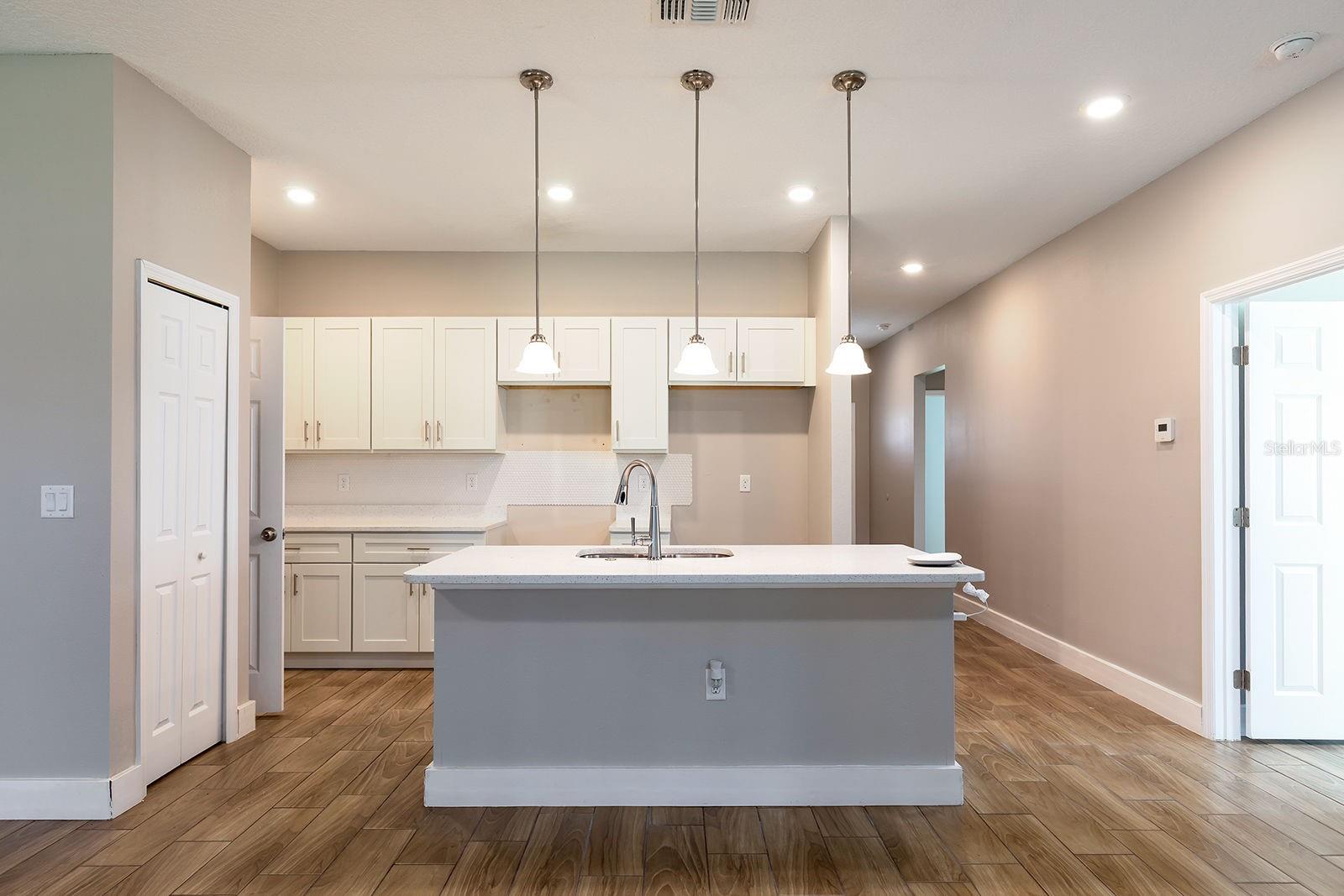 Image 4 of 22 For 1240 Highland Avenue