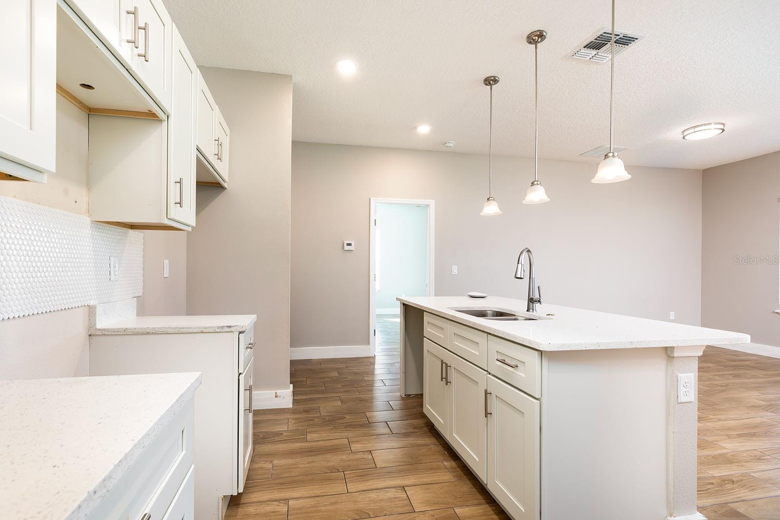 Image 6 of 22 For 1240 Highland Avenue