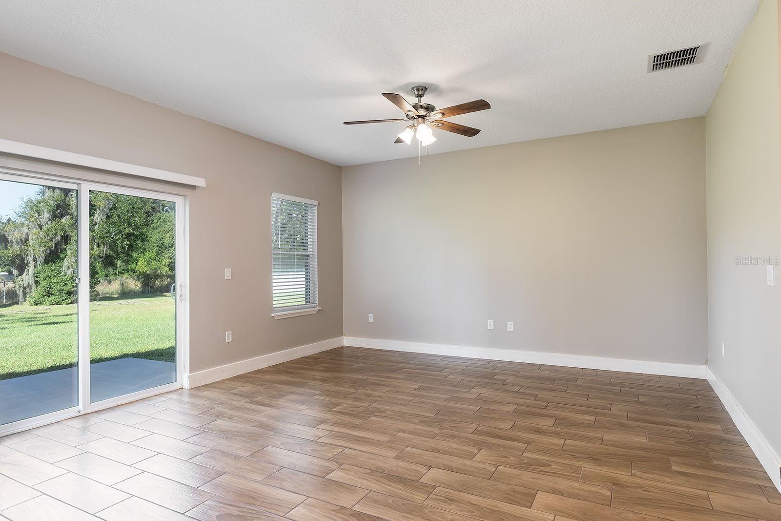 Image 9 of 22 For 1240 Highland Avenue