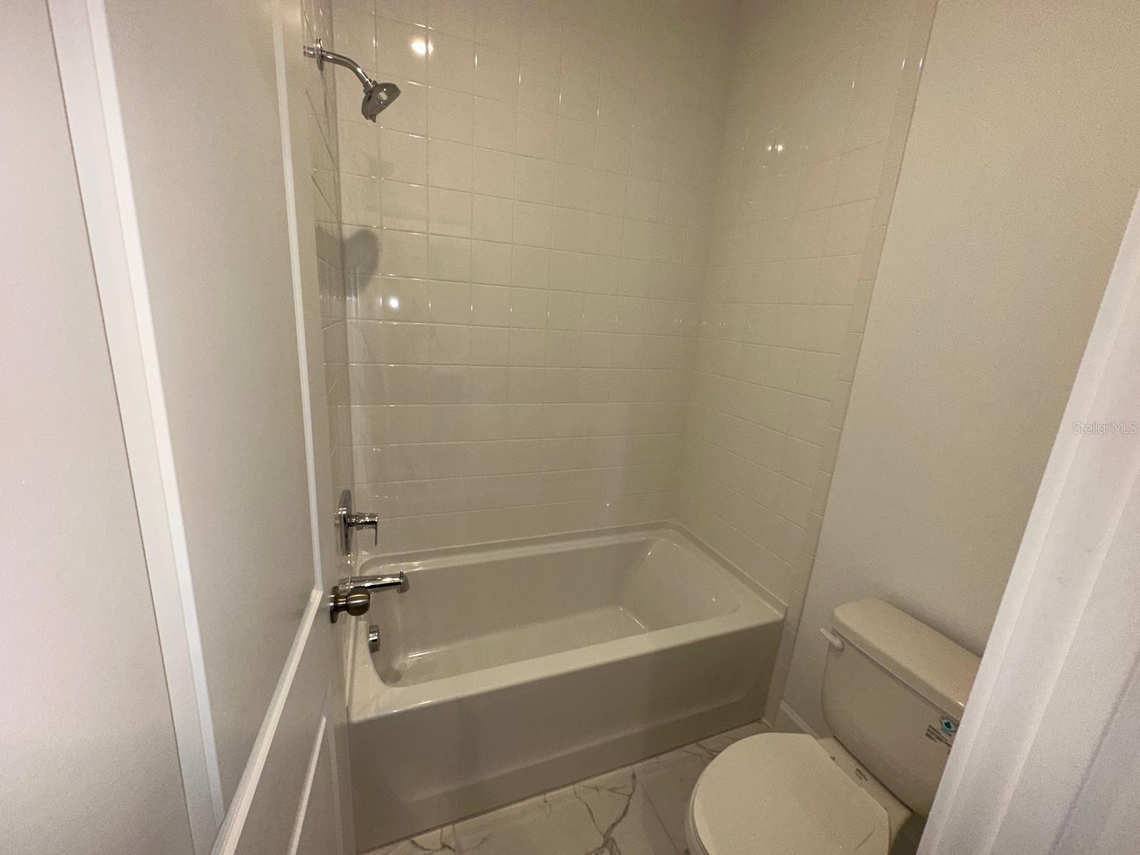 Image 20 of 35 For 2432 Celebration Blvd Boulevard