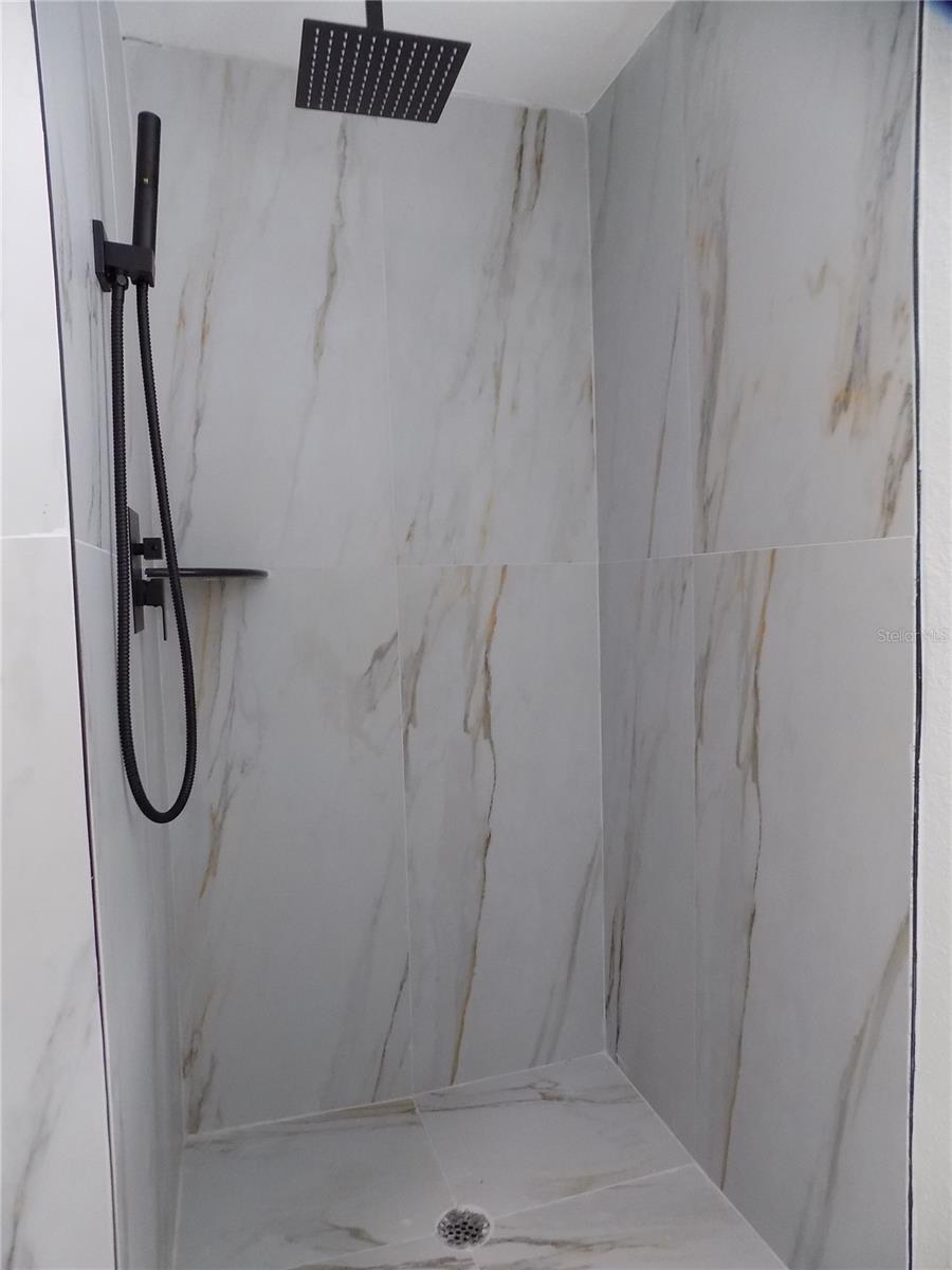 Image 13 of 29 For 1511 Horatio Avenue