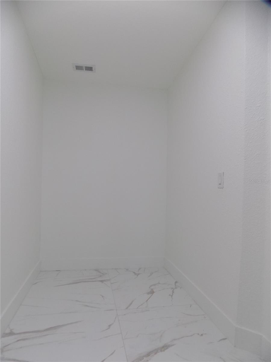 Image 23 of 29 For 1511 Horatio Avenue