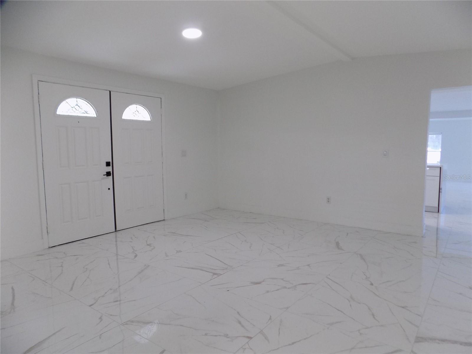 Image 4 of 29 For 1511 Horatio Avenue