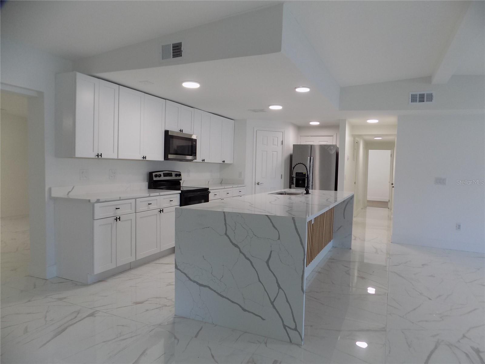 Image 9 of 29 For 1511 Horatio Avenue