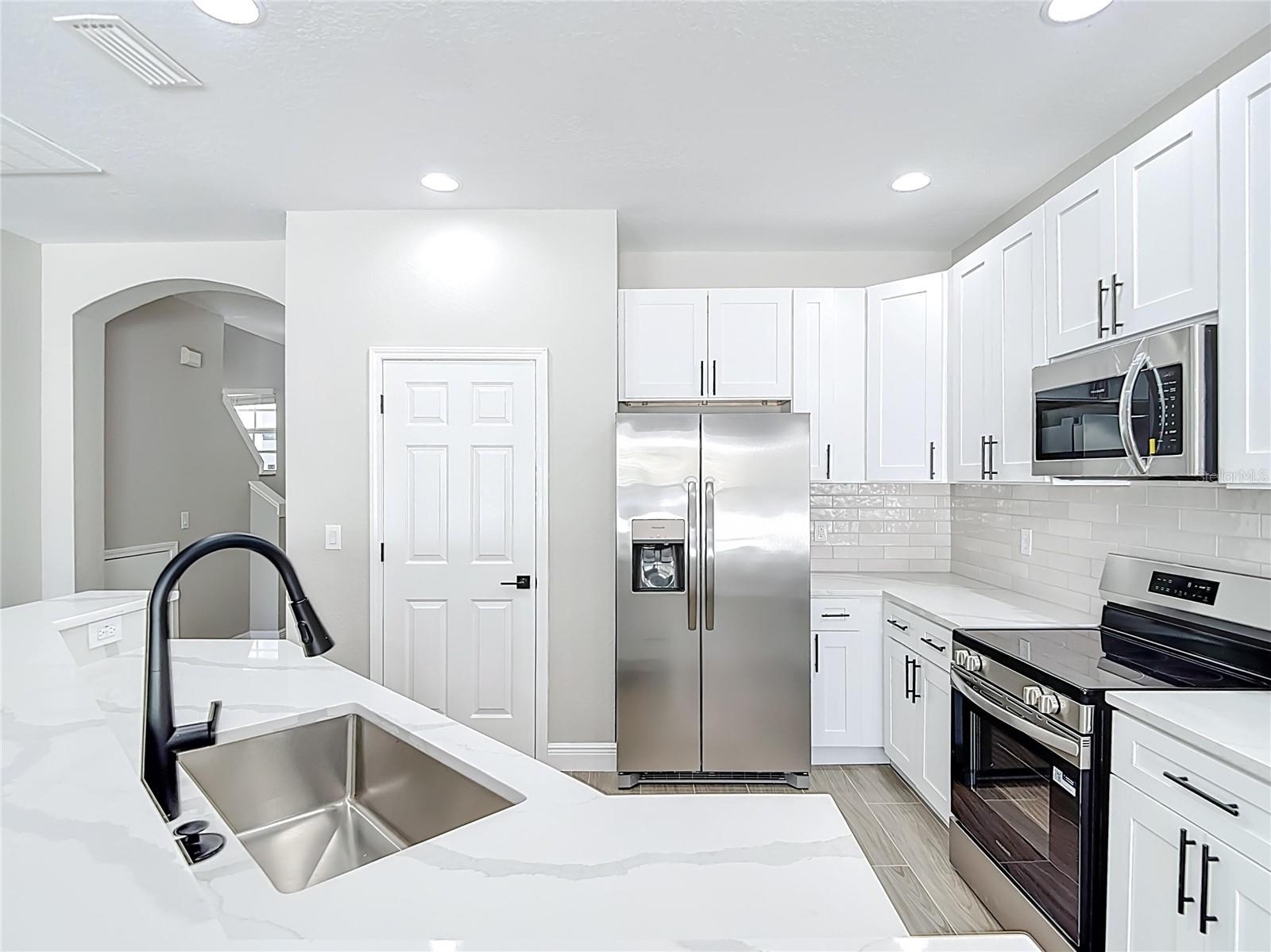 Image 25 of 67 For 1206 Summergate Drive