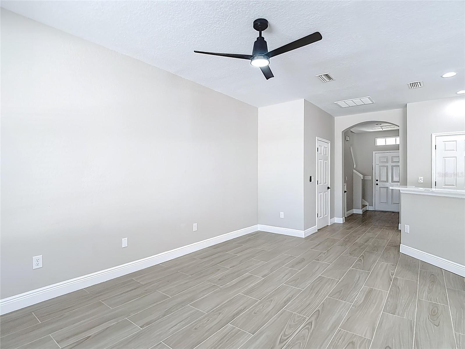 Image 31 of 67 For 1206 Summergate Drive