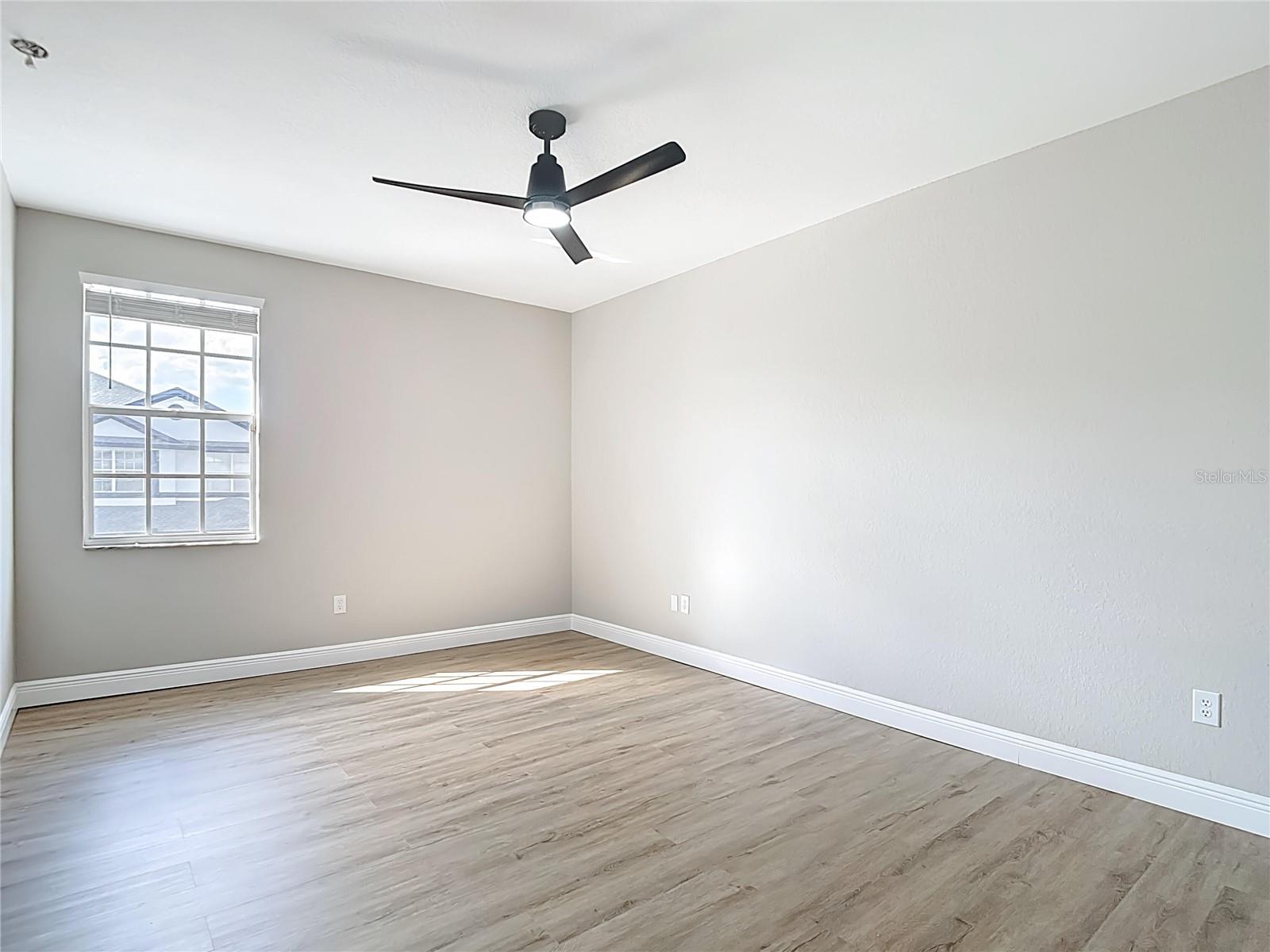 Image 42 of 67 For 1206 Summergate Drive