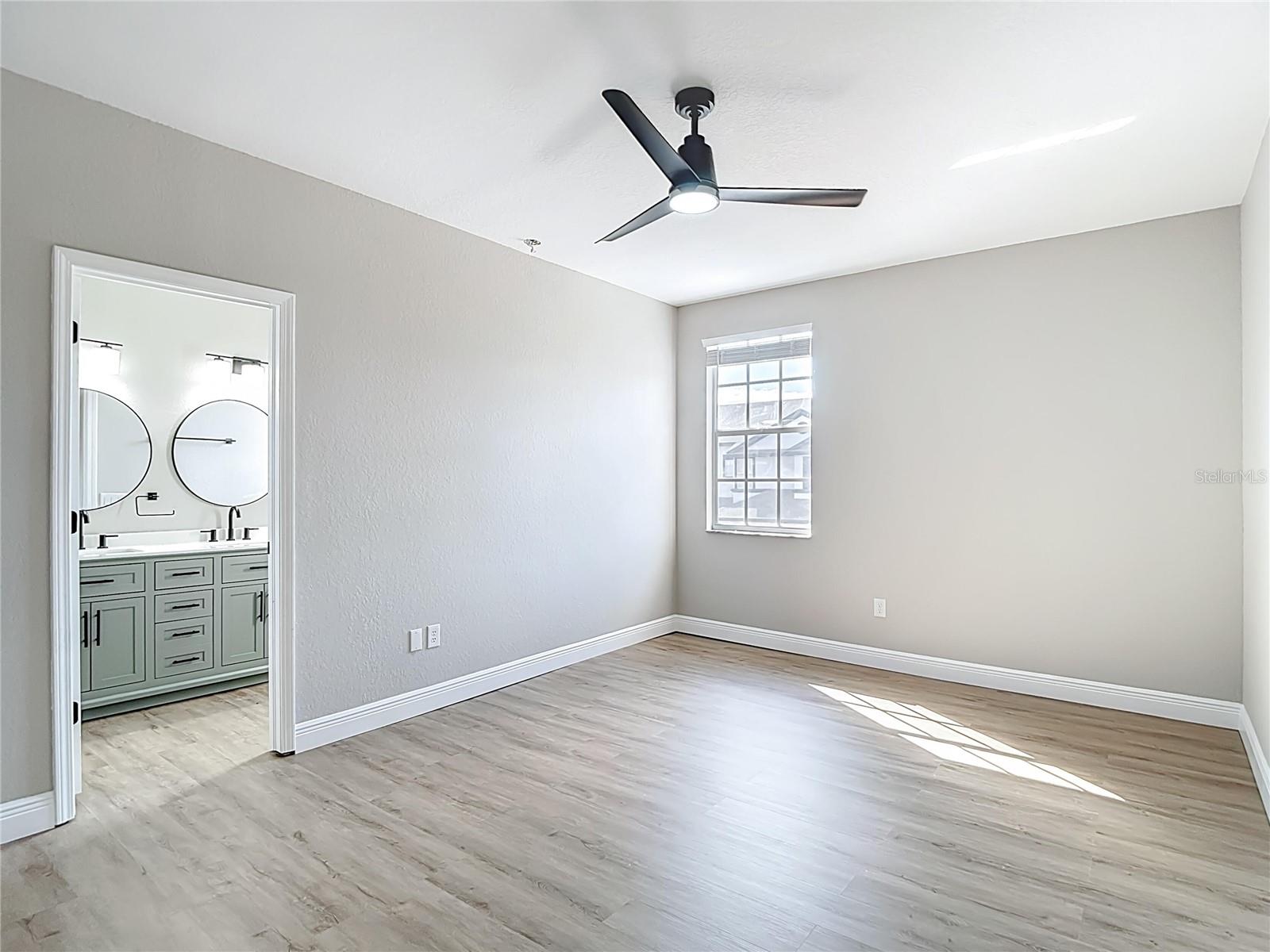 Image 43 of 67 For 1206 Summergate Drive