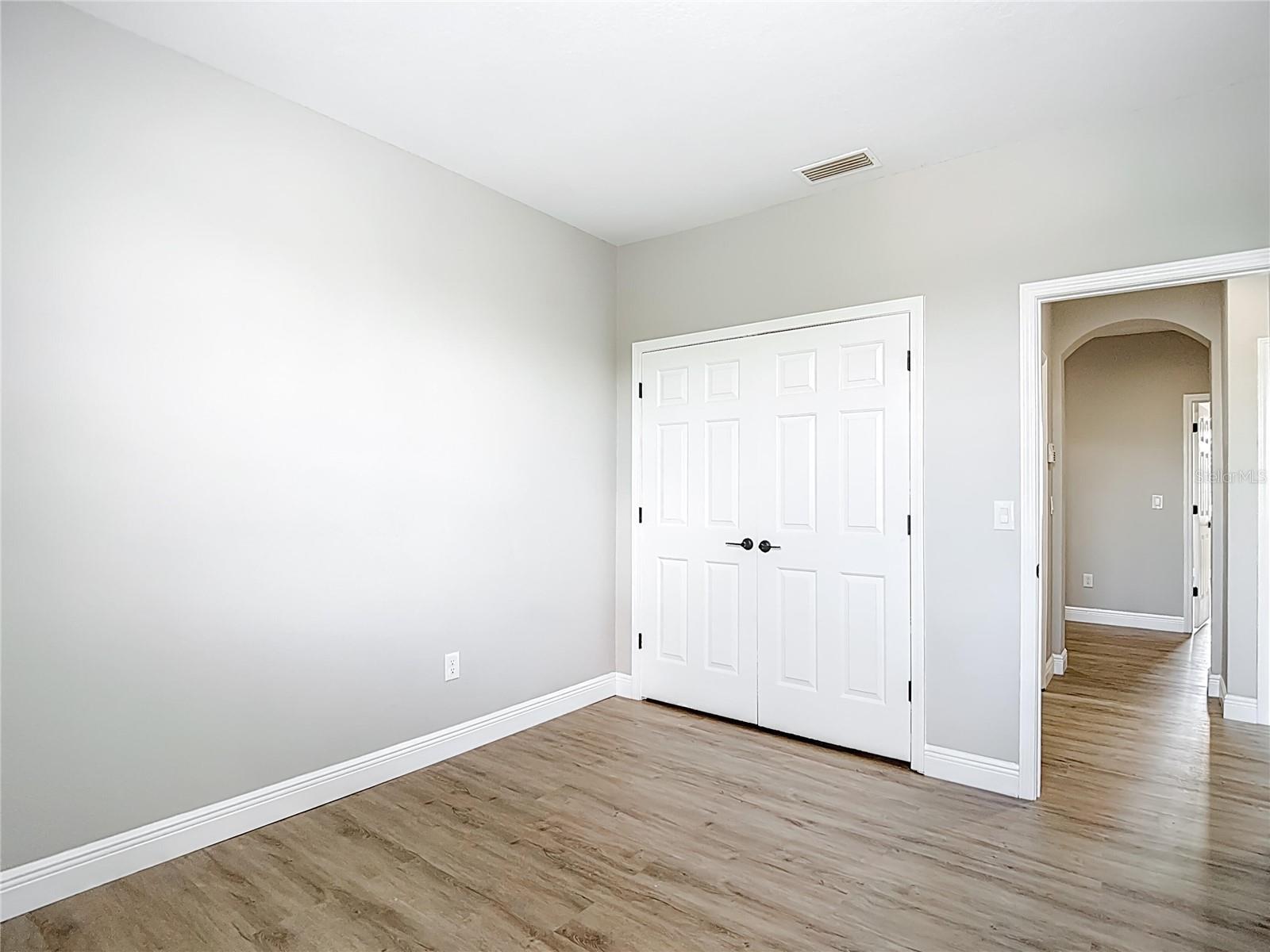 Image 50 of 67 For 1206 Summergate Drive