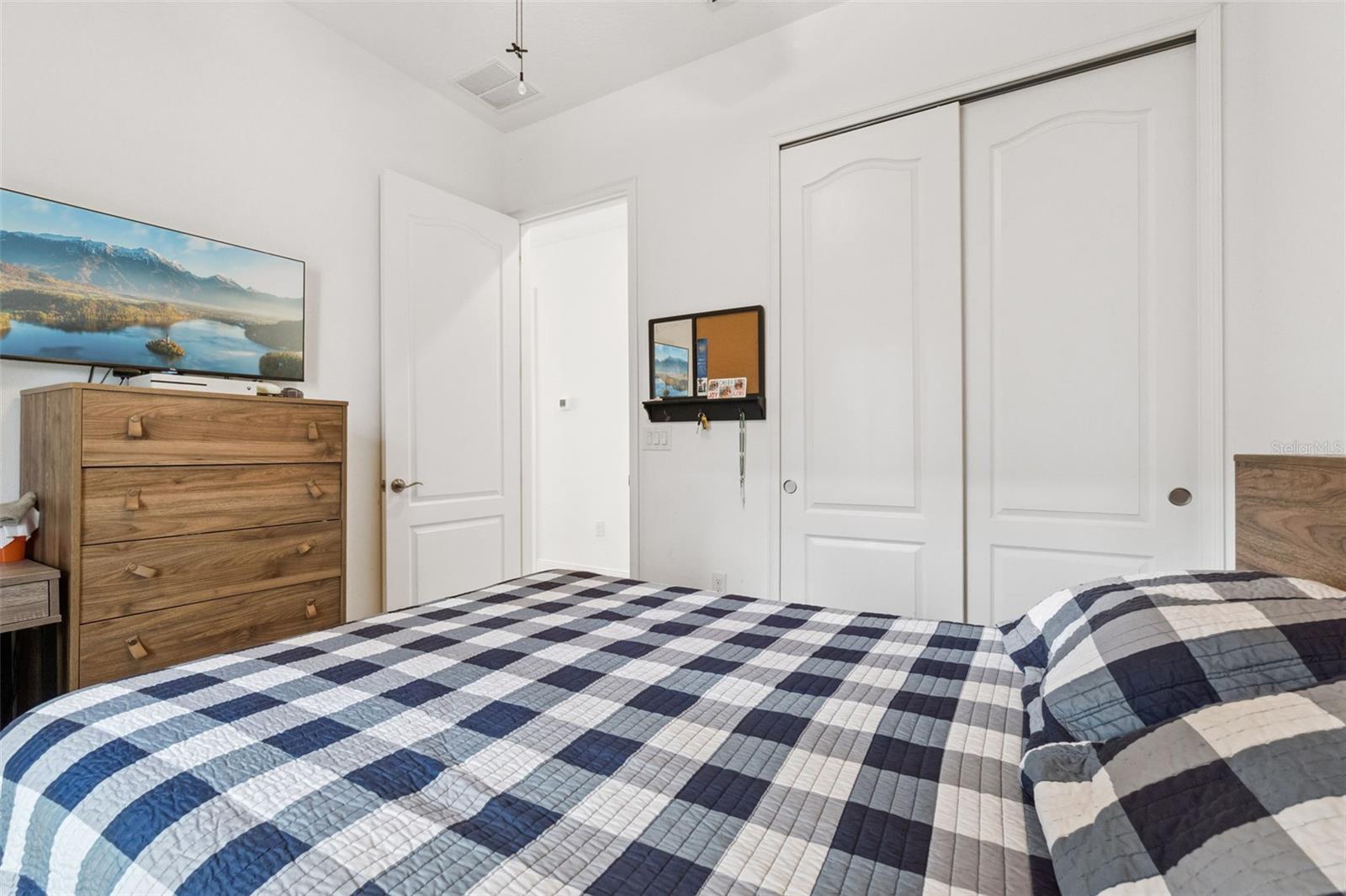 Image 10 of 43 For 2516 Yellow Brick Road