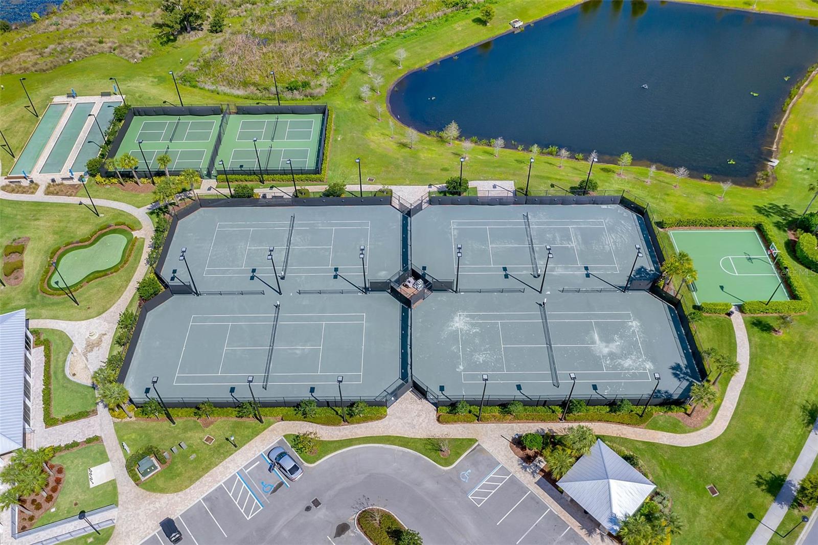 Image 30 of 43 For 2516 Yellow Brick Road