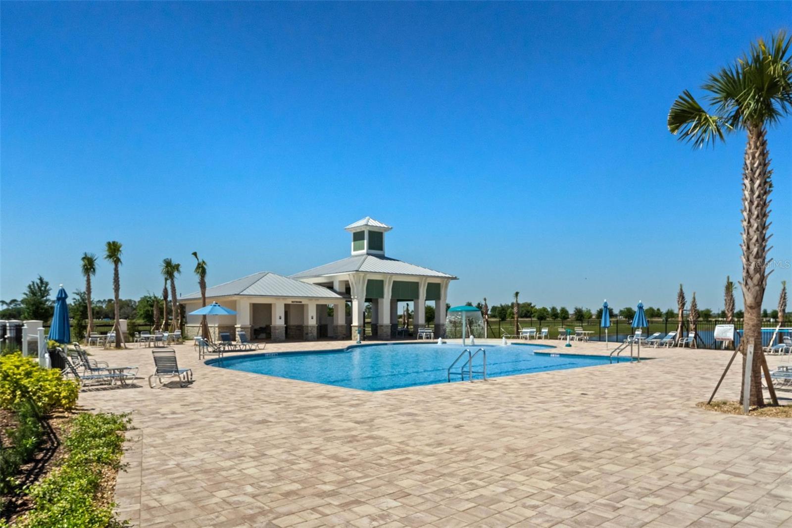 Image 32 of 43 For 2516 Yellow Brick Road