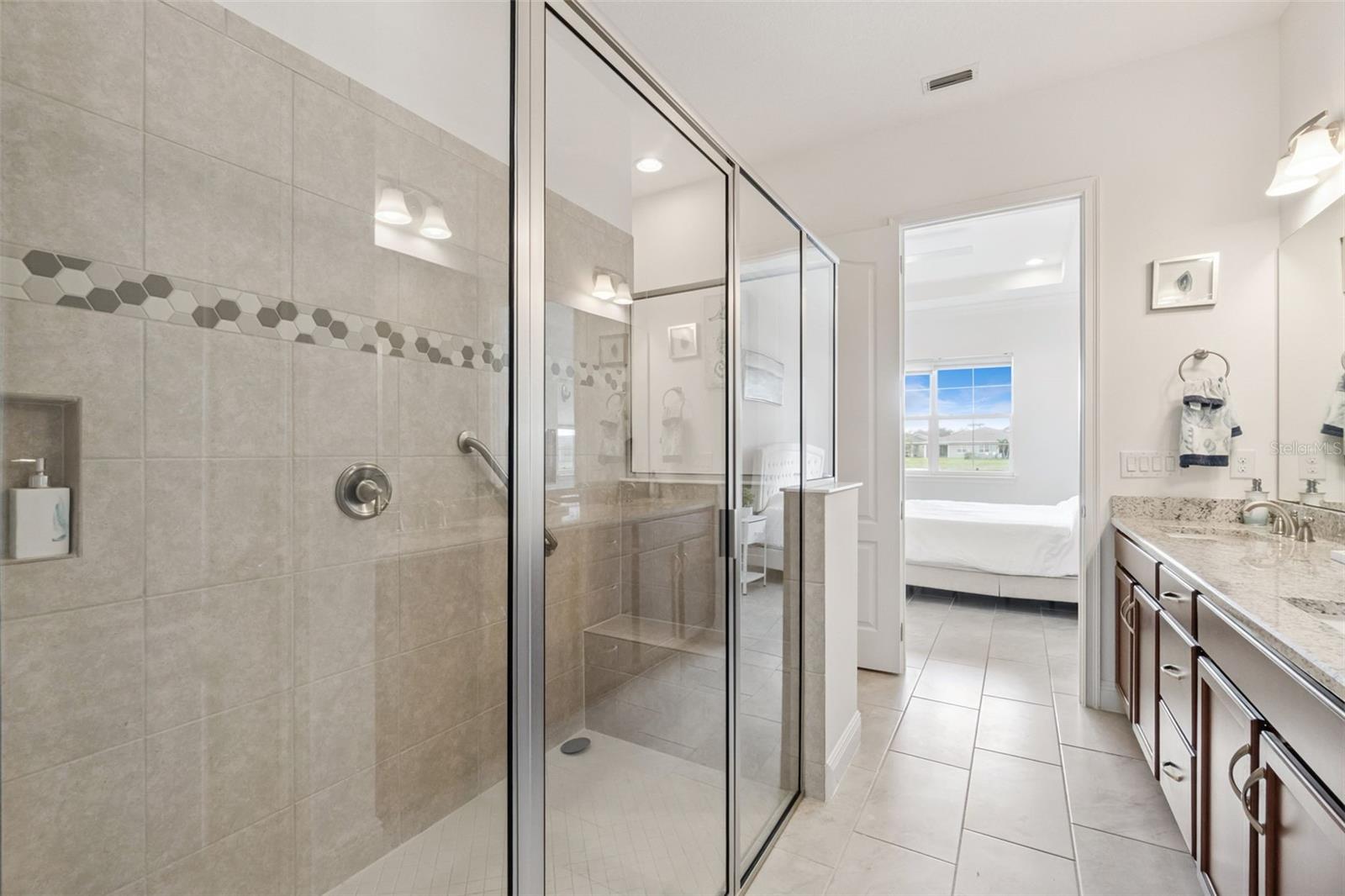 Image 8 of 43 For 2516 Yellow Brick Road