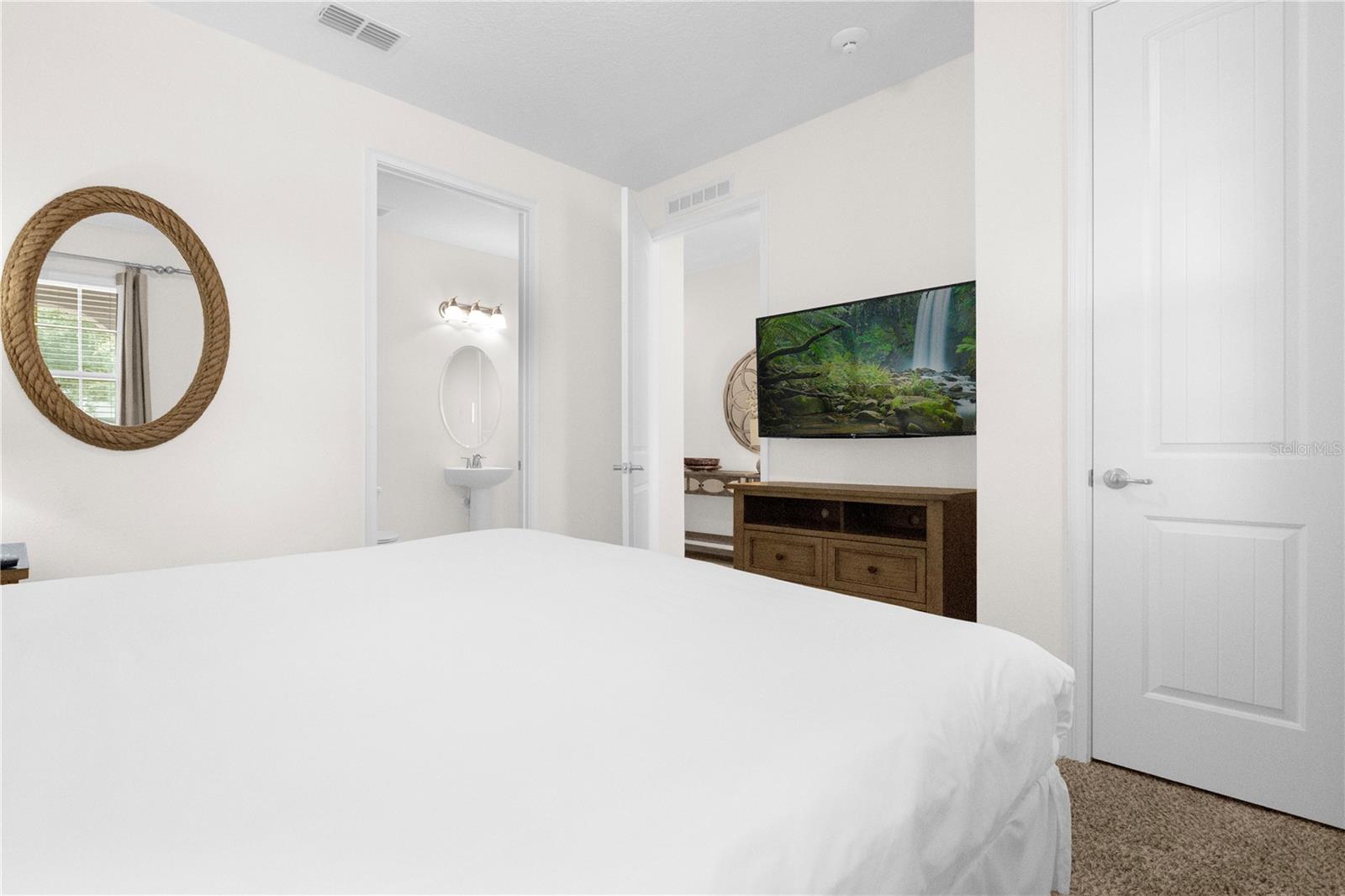 Image 46 of 62 For 220 Clawson Way