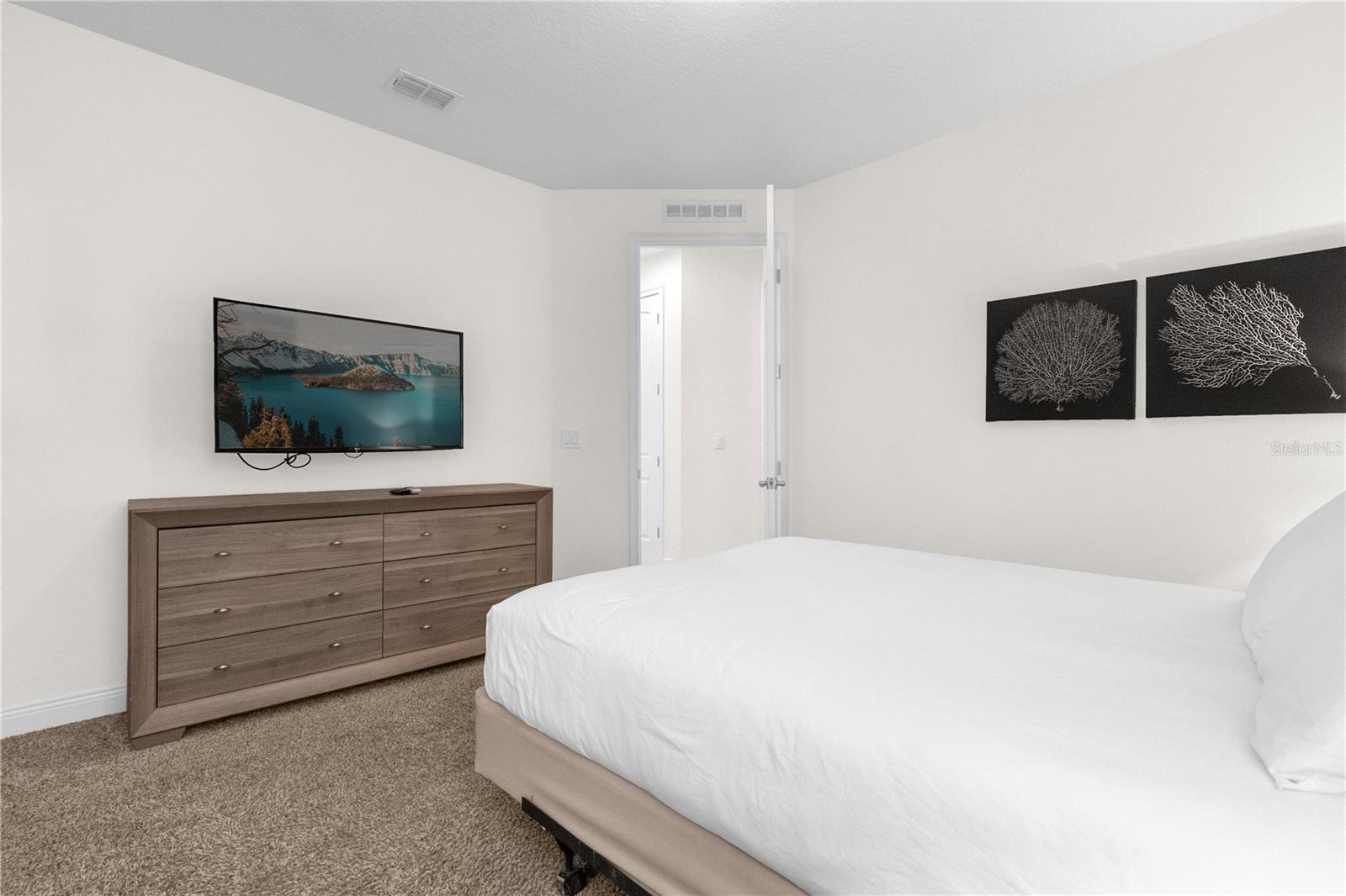 Image 51 of 62 For 220 Clawson Way