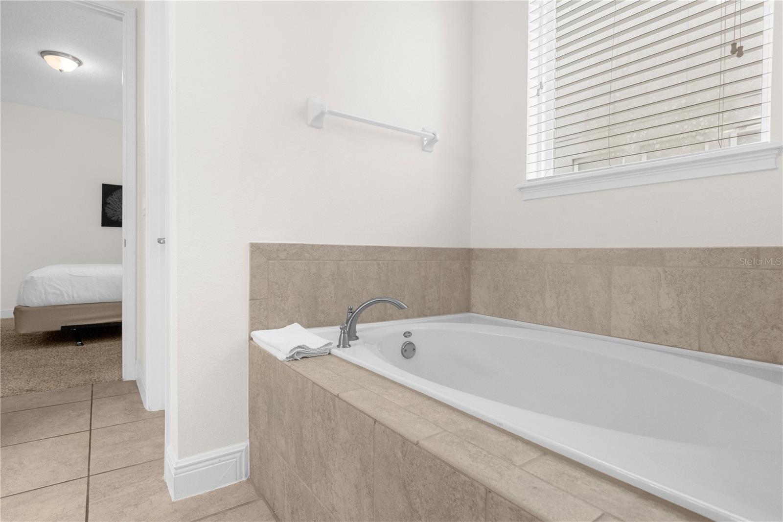 Image 54 of 62 For 220 Clawson Way