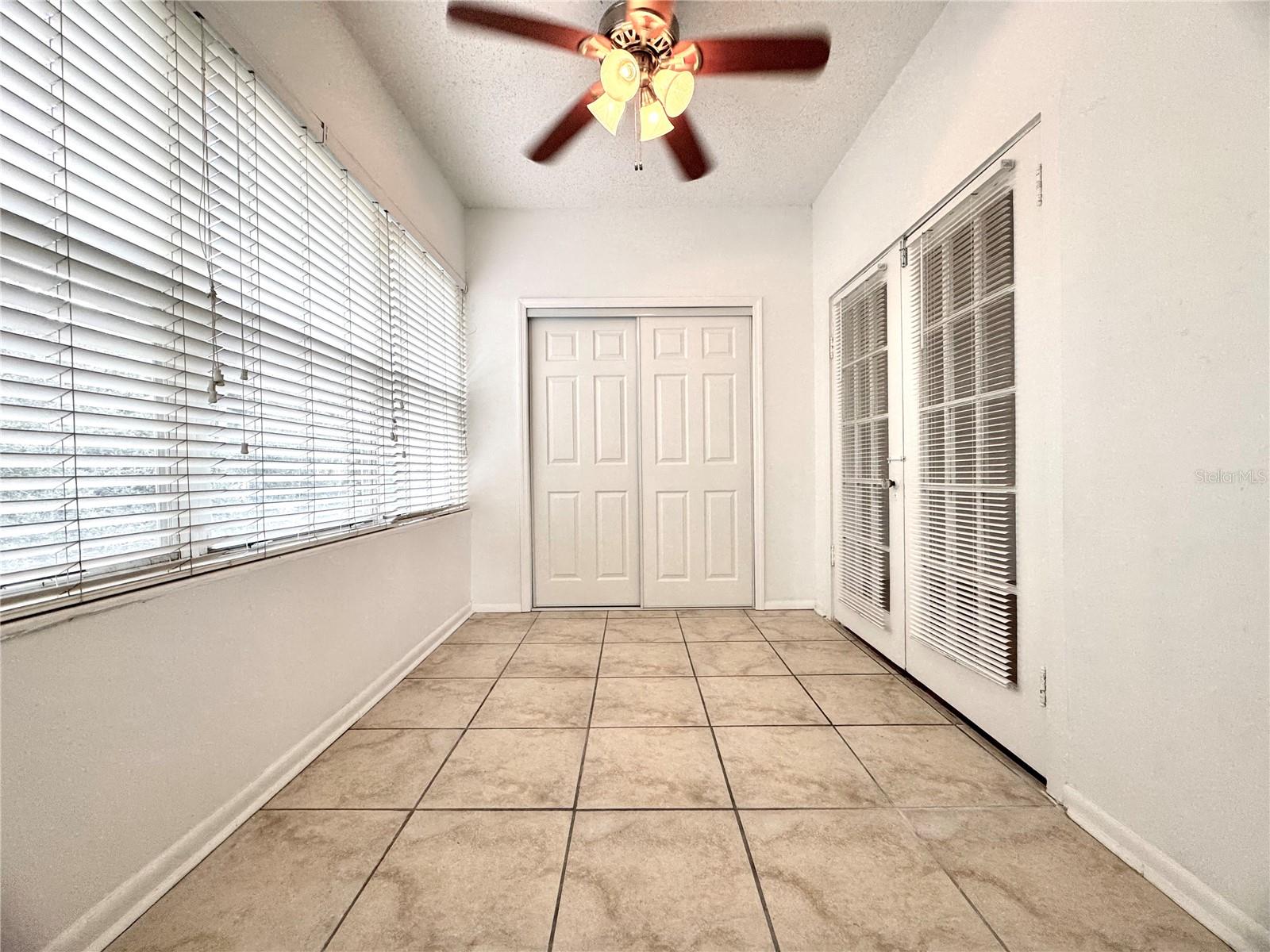 Image 10 of 13 For 515 Pine Street 6