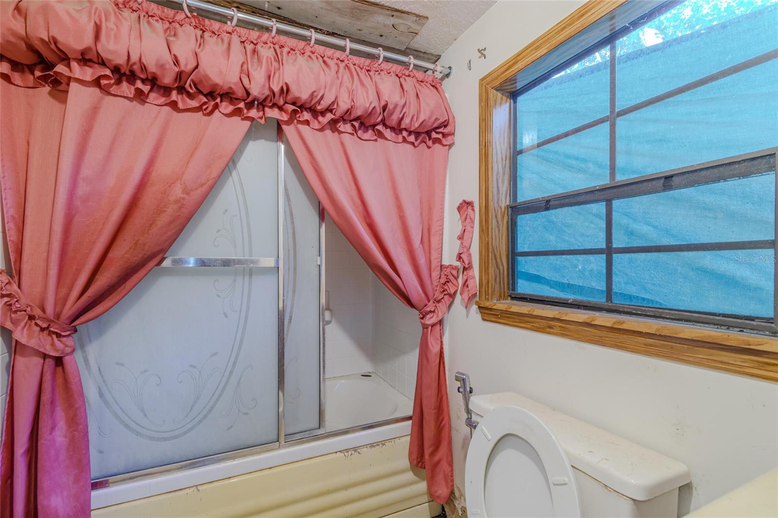 Image 38 of 50 For 9130 197th Avenue