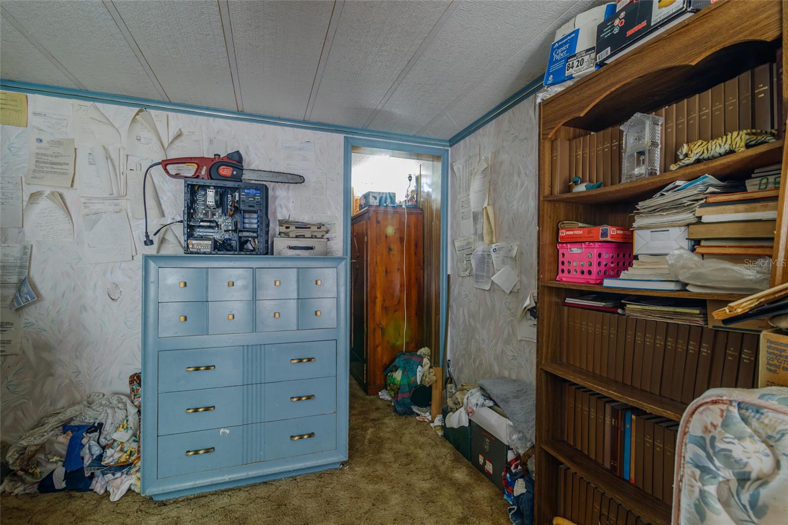 Image 41 of 50 For 9130 197th Avenue