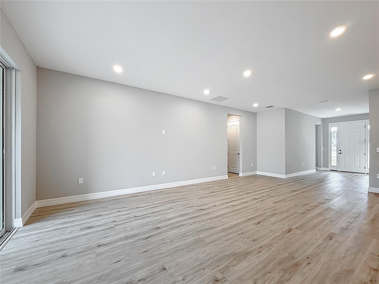 Image 16 of 41 For 12947 58th Circle