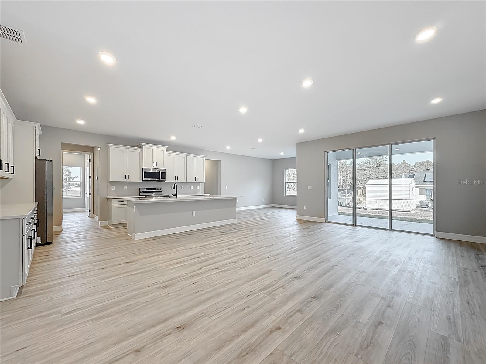 Image 18 of 41 For 12947 58th Circle