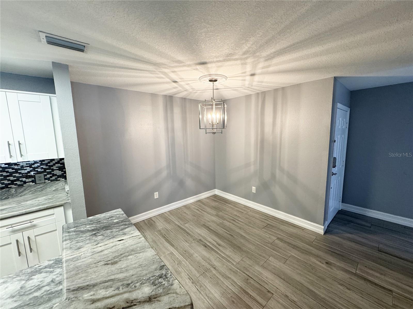 Image 4 of 28 For 9481 Highland Oak Drive 1506