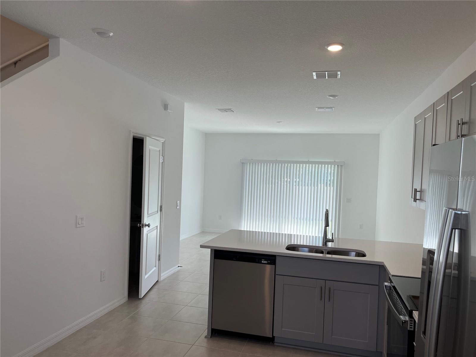 Image 6 of 46 For 2995 Skyline Loop