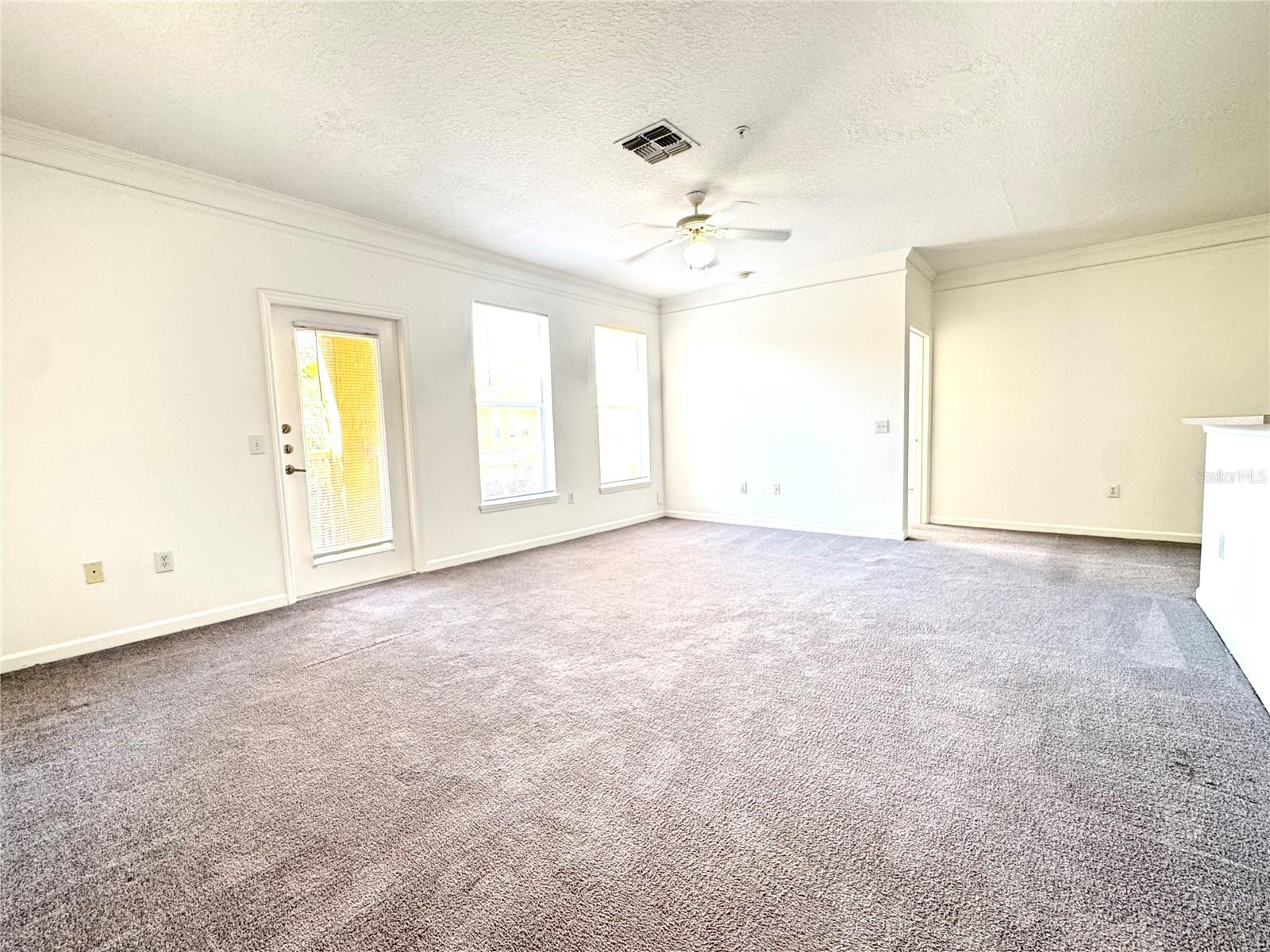 Image 5 of 19 For 8842 Villa View Circle 206