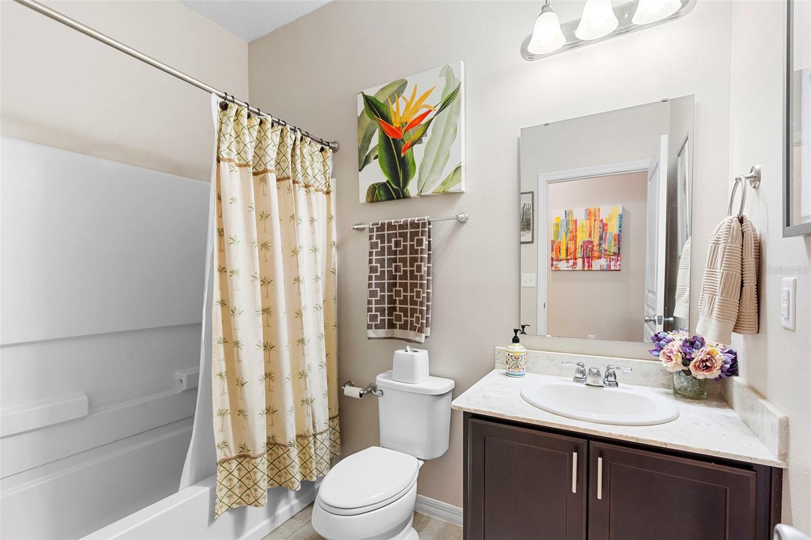 Image 19 of 31 For 14342 Breda Center Loop