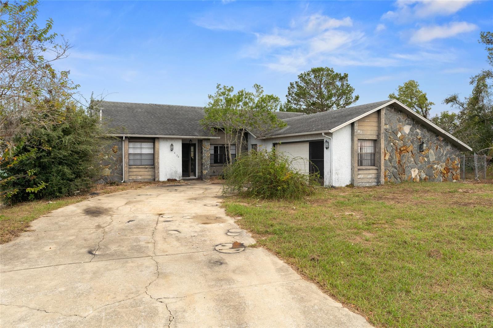 Image 3 of 36 For 6426 July Avenue