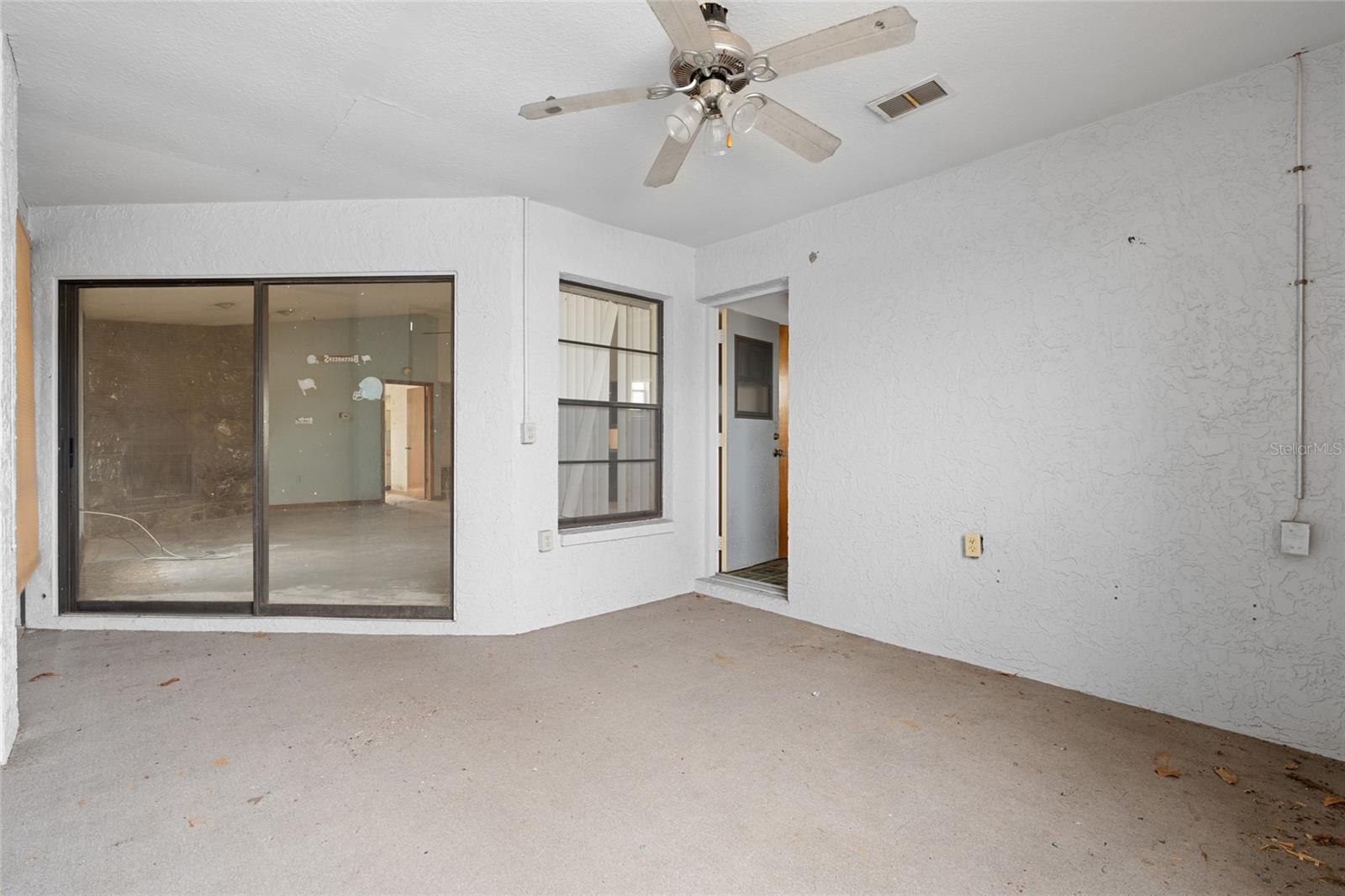 Image 30 of 36 For 6426 July Avenue