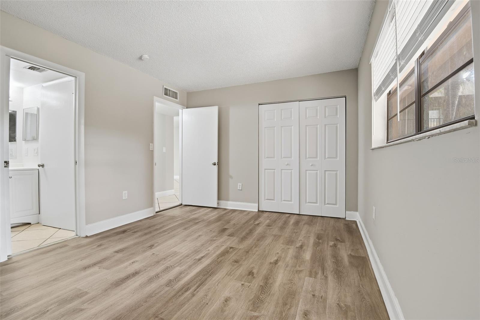 Image 19 of 26 For 10875 112th Avenue 202