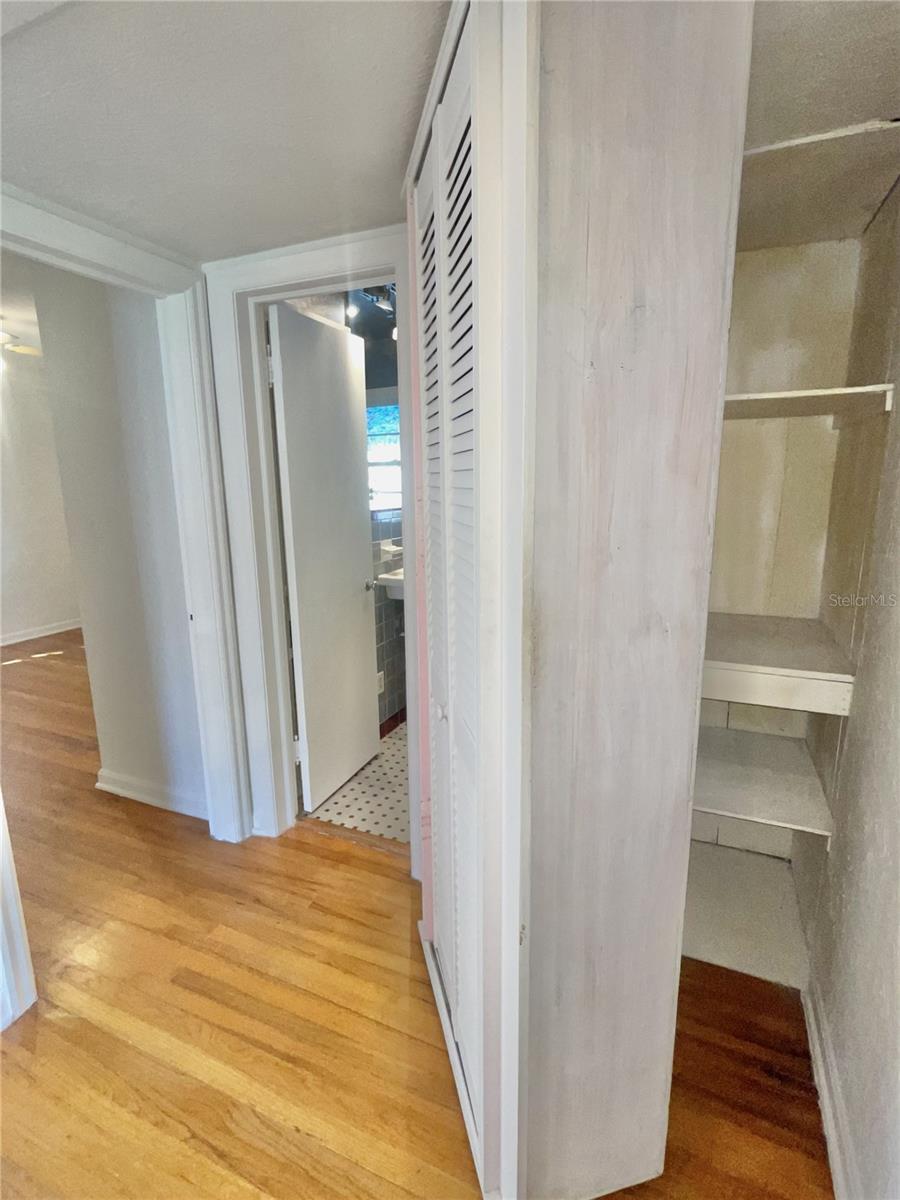 Image 33 of 48 For 1718 Christy Avenue