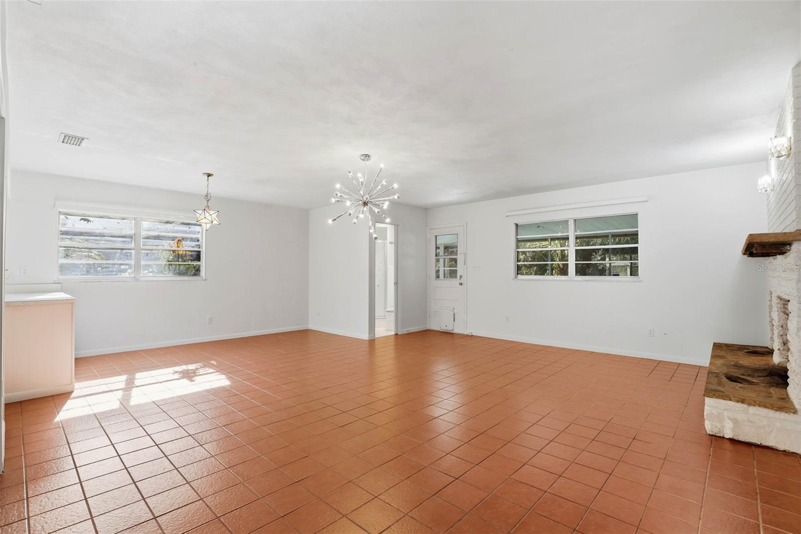 Image 9 of 48 For 1718 Christy Avenue