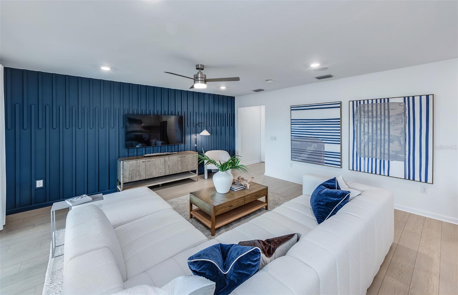 Image 6 of 18 For 3285 Ellsworth Avenue