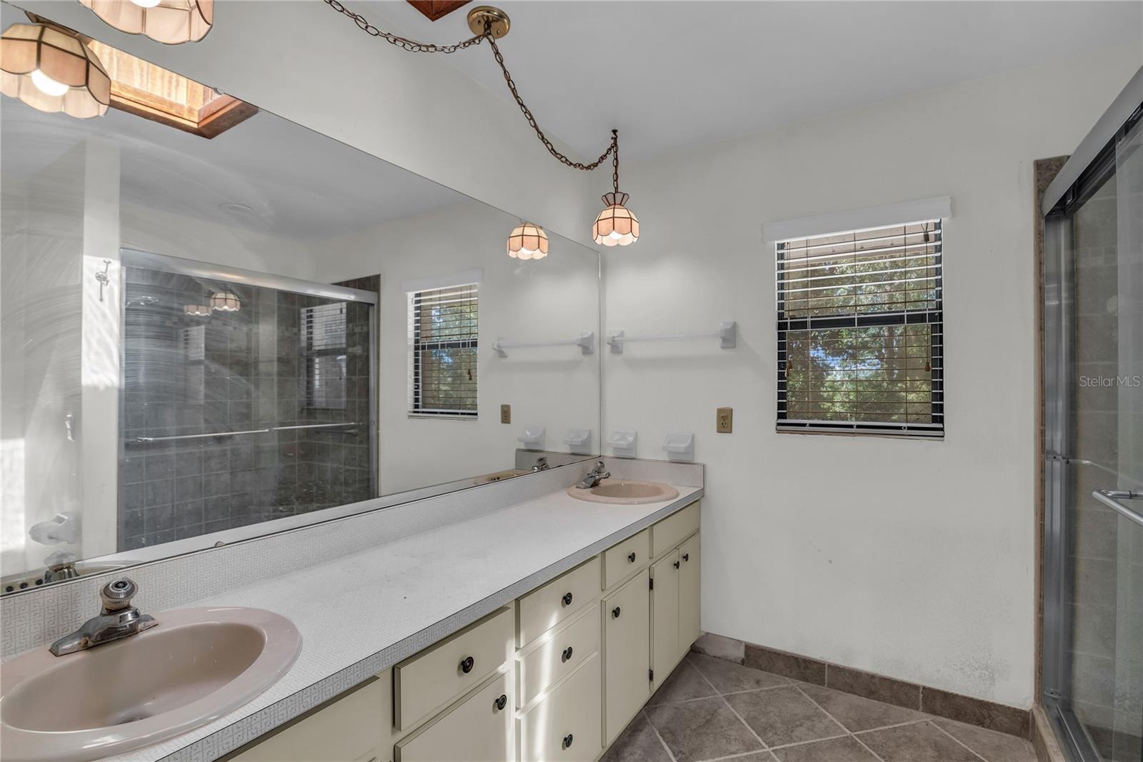 Image 15 of 32 For 624 Hull Island Drive