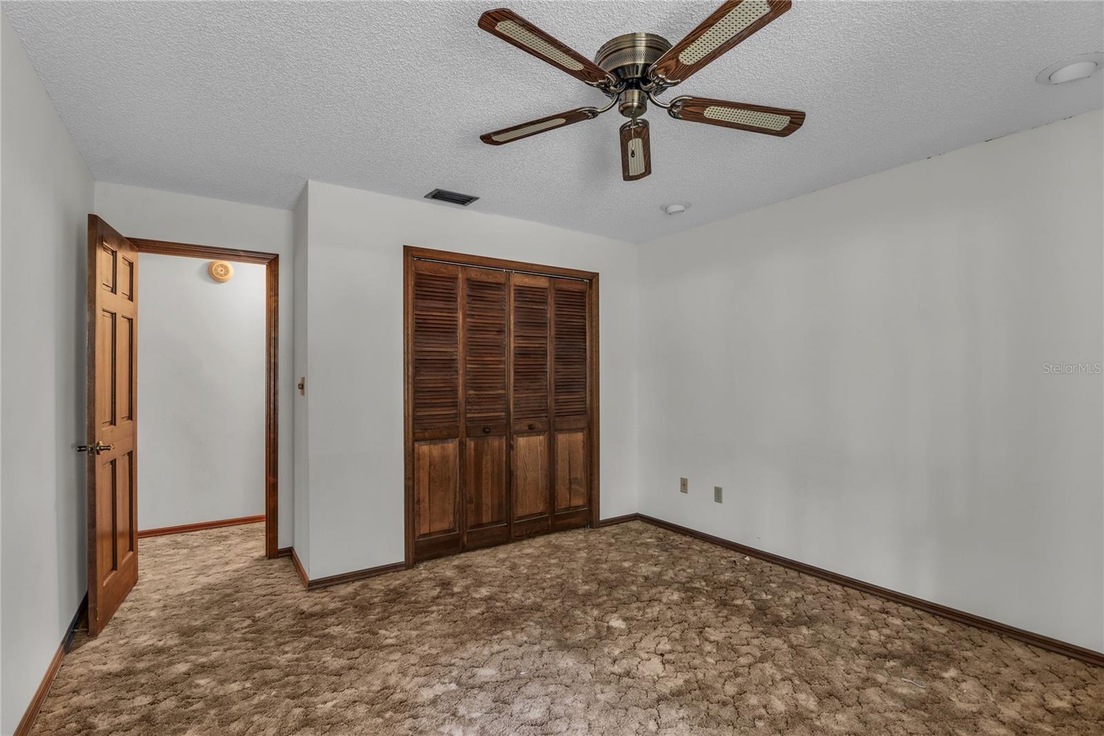 Image 18 of 32 For 624 Hull Island Drive