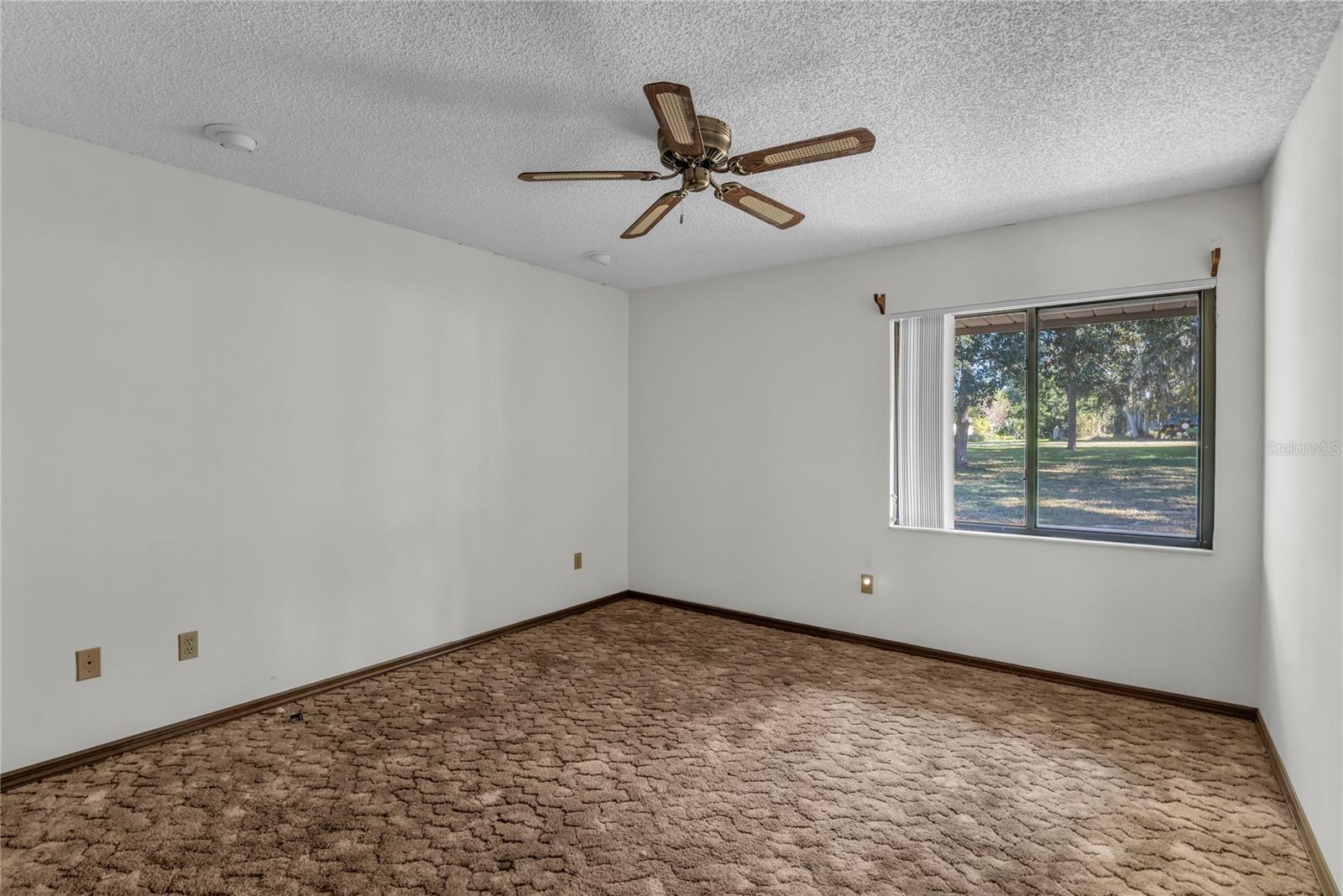 Image 19 of 32 For 624 Hull Island Drive