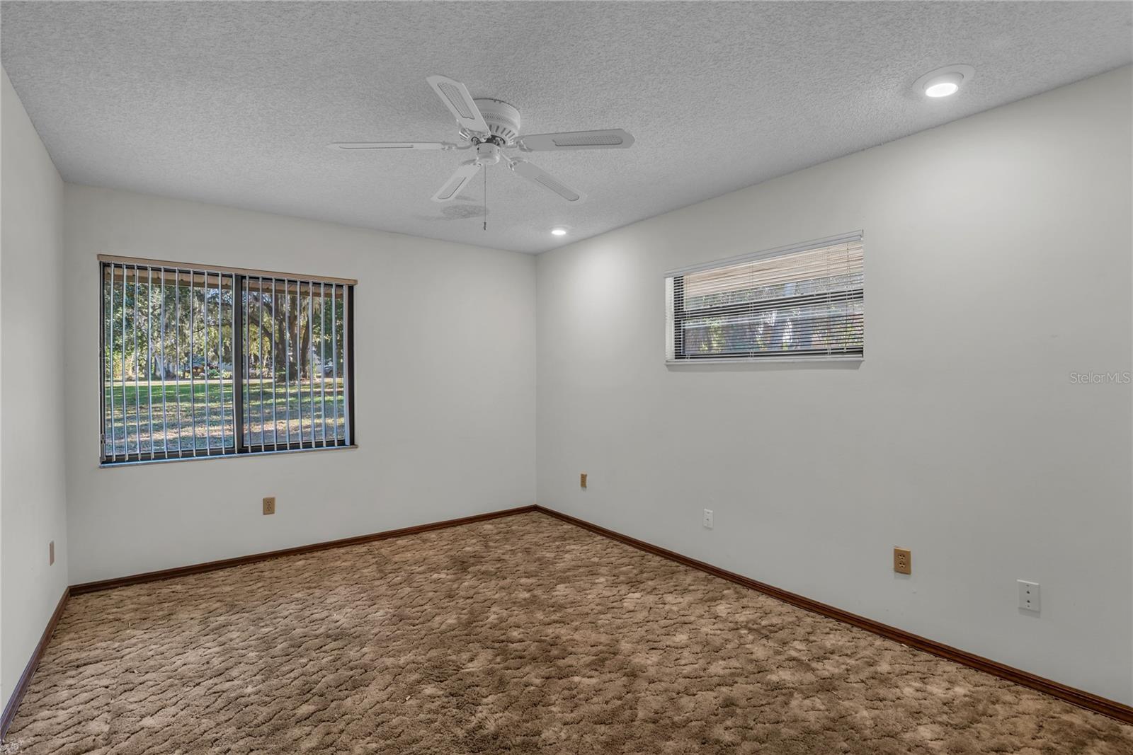 Image 22 of 32 For 624 Hull Island Drive