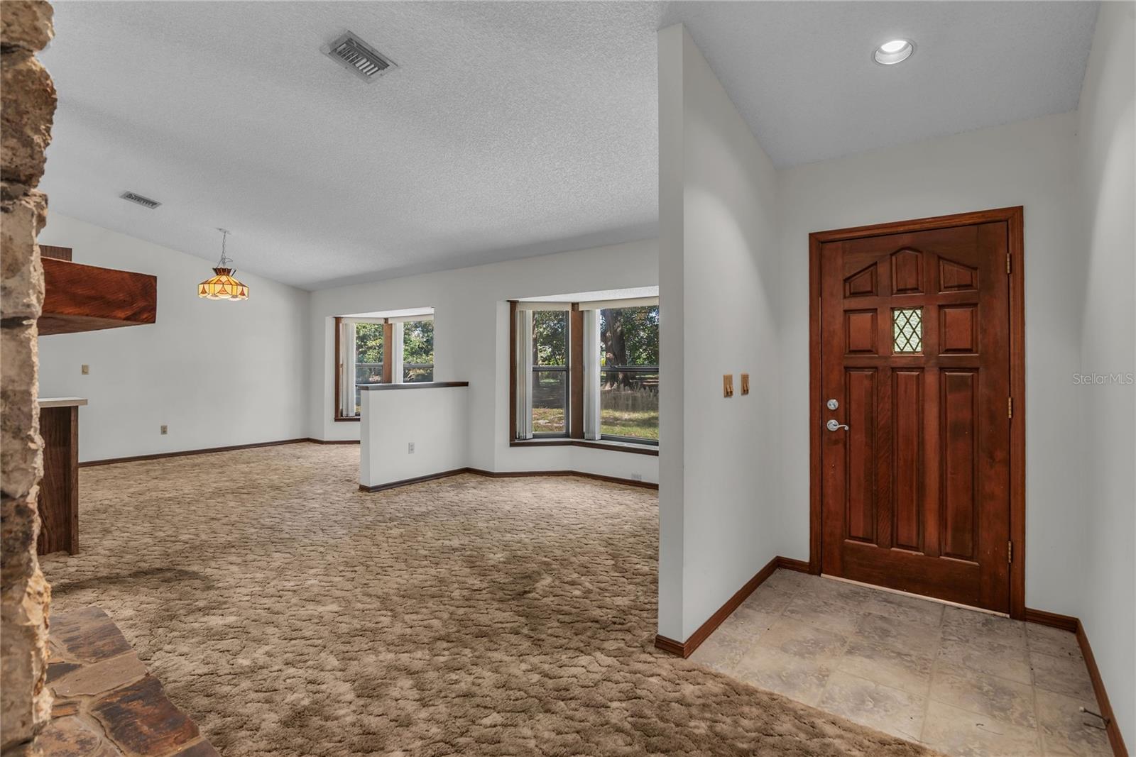 Image 4 of 32 For 624 Hull Island Drive