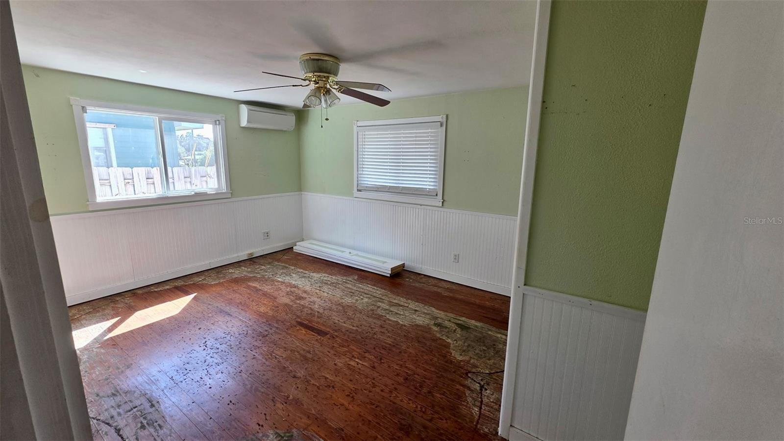 Image 7 of 12 For 811 Wisconsin Avenue