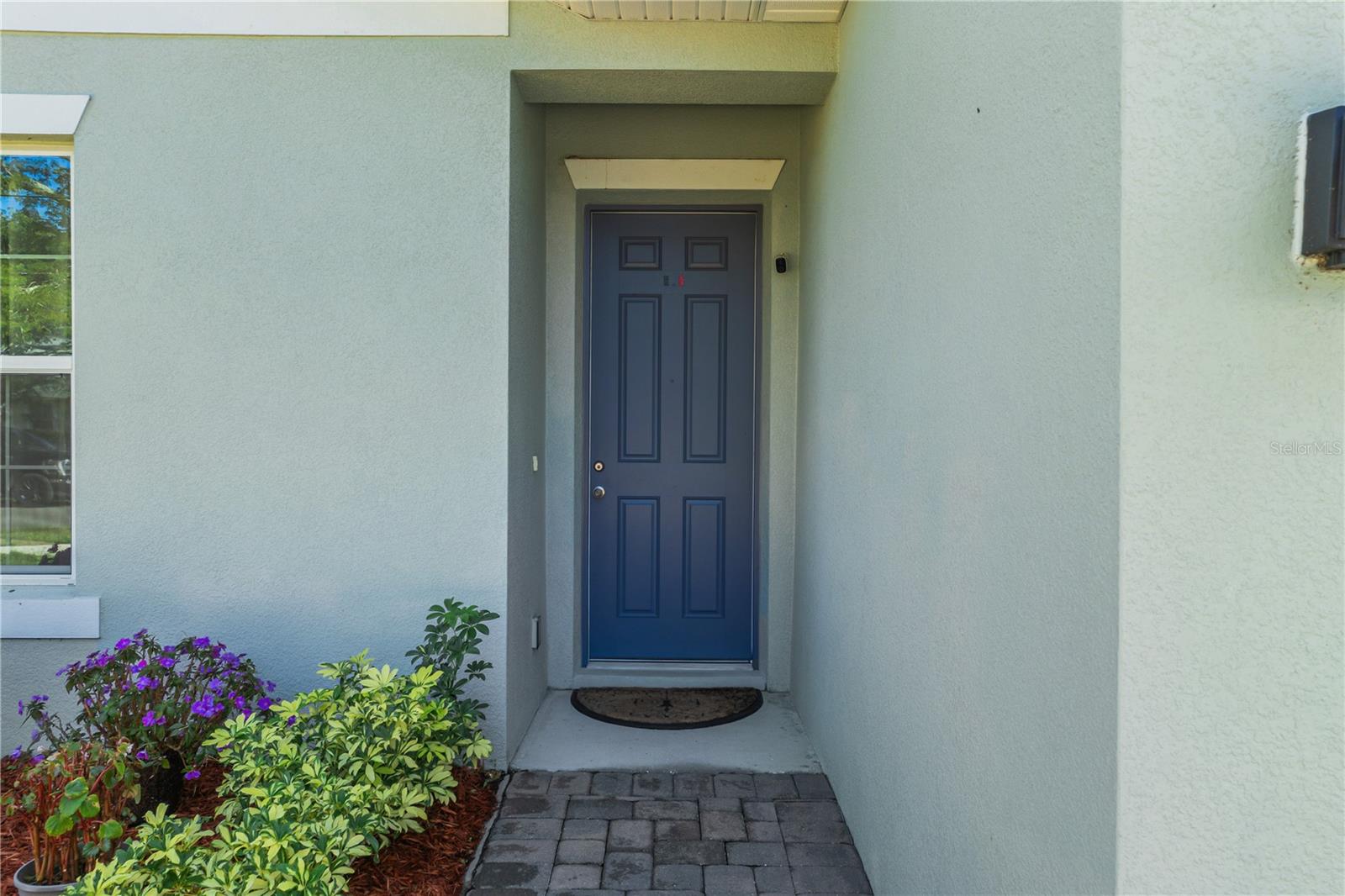 Image 10 of 55 For 827 Dennis Avenue