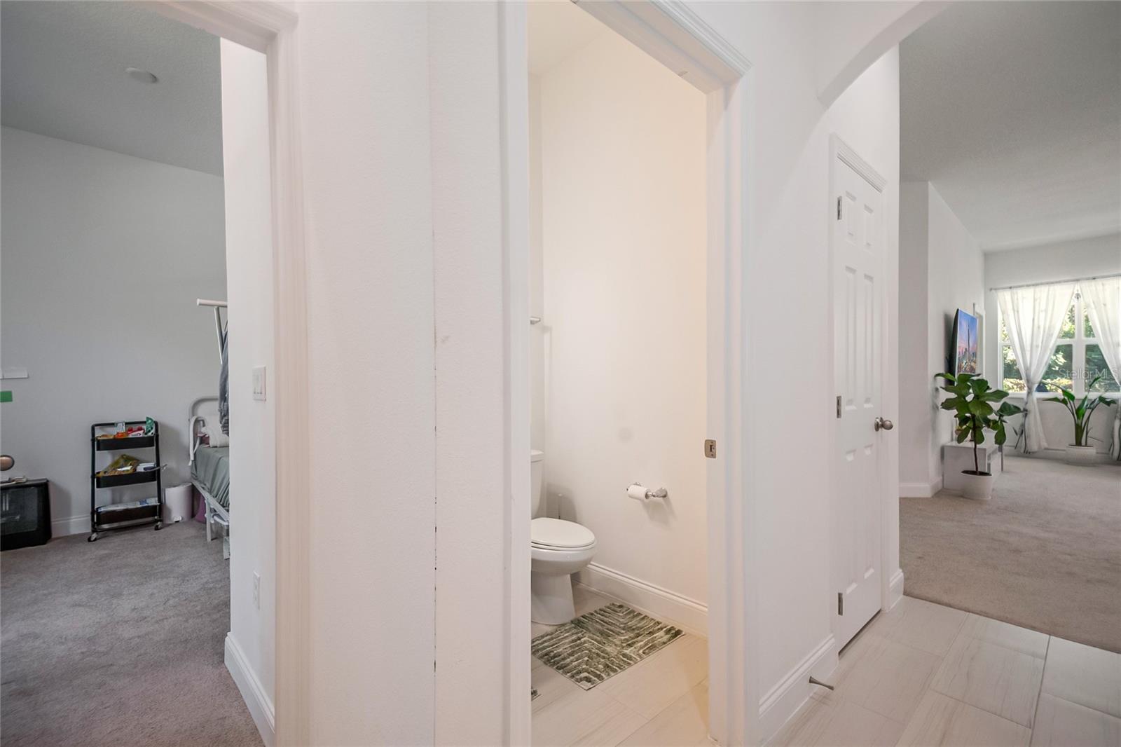 Image 12 of 55 For 827 Dennis Avenue