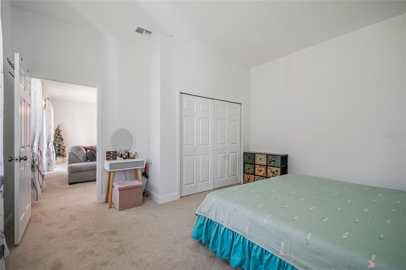 Image 22 of 55 For 827 Dennis Avenue