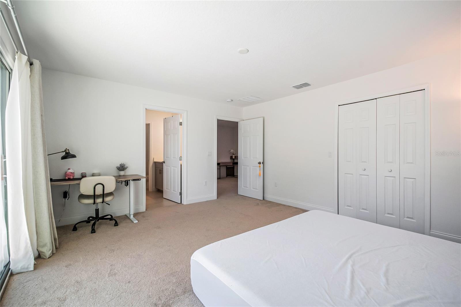 Image 40 of 55 For 827 Dennis Avenue